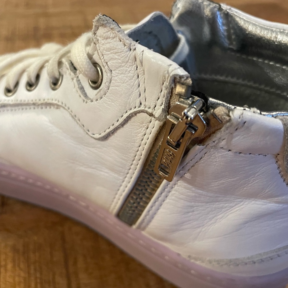 P448 Love Platform Mid Top Sneakers - Picture 9 of 10